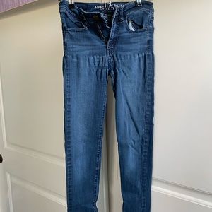 american eagle dark wash skinny jeans